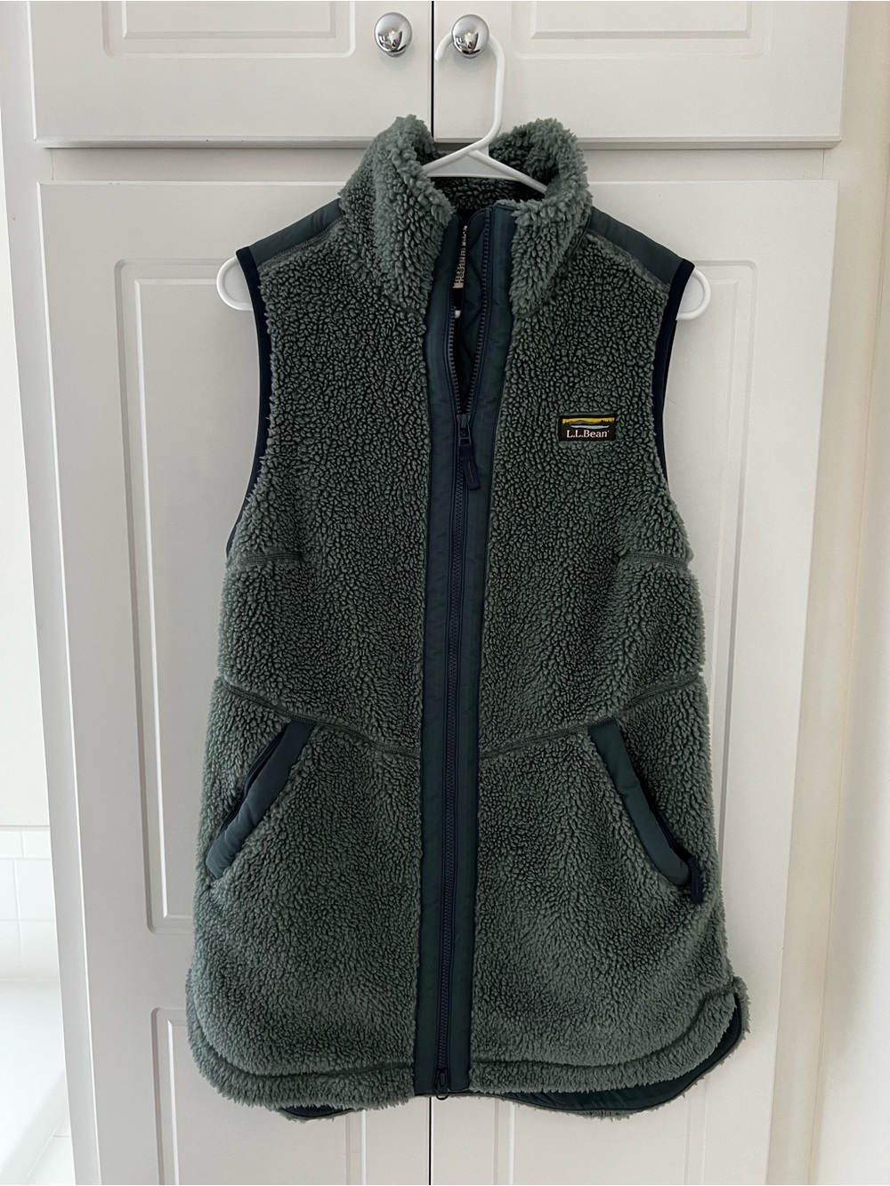 L.L.Bean Women’s Sherpa Fleece Vest Green Medium Regular